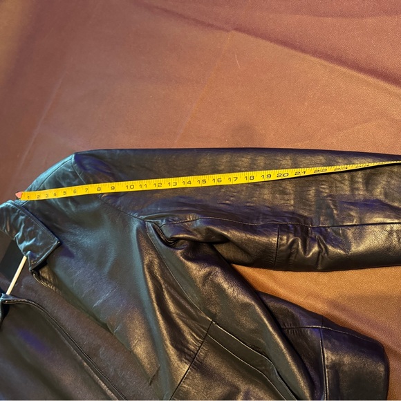 IZOD Soft Black Leather Men’s Jacket - Picture 9 of 10